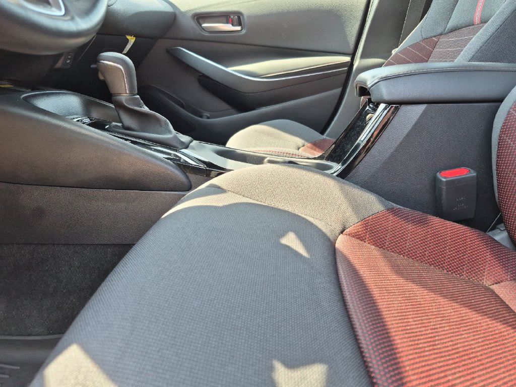 Certified 2024 Toyota Corolla SE w/ SE Premium Package FWD image 10