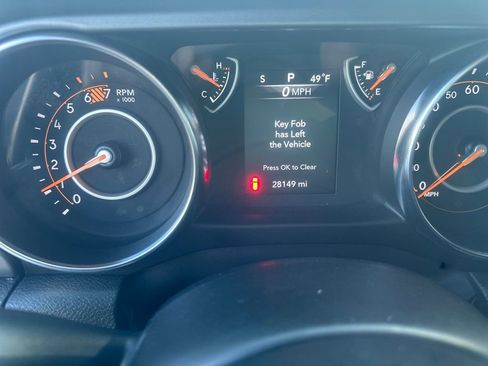 Used 2022 Jeep Wrangler Sport AWD/4WD image 13