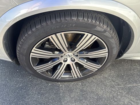 Used 2022 Volvo XC90 T8 Inscription w/ Advanced Package AWD/4WD image 29