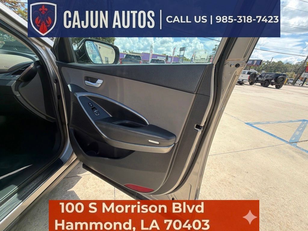 Used 2018 Hyundai Santa Fe Sport FWD image 18