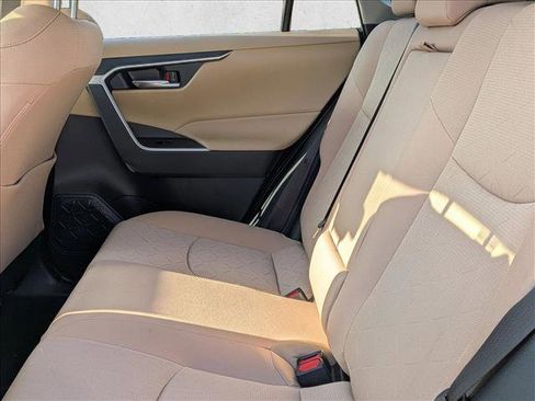 Used 2025 Toyota RAV4 XLE w/ Convenience Package AWD/4WD image 13