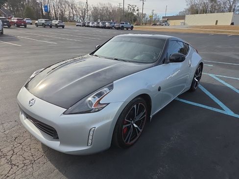 Used 2020 Nissan 370Z image 3