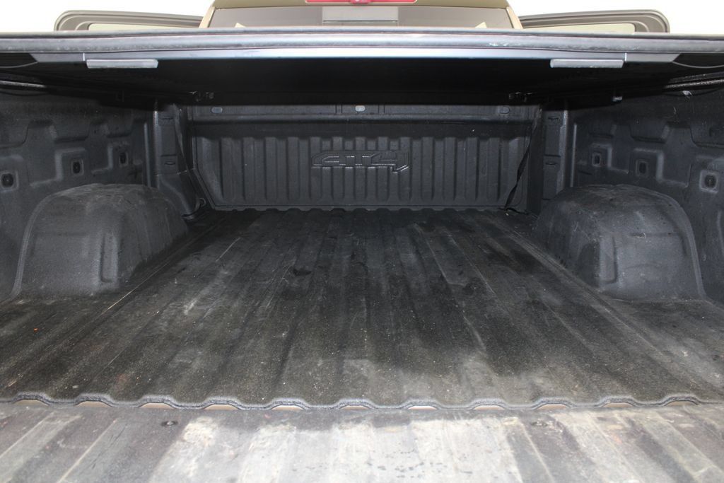 Used 2024 GMC Sierra 1500 AT4 w/ Technology Package AWD/4WD image 23