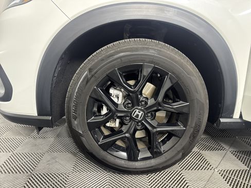 Certified 2024 Honda HR-V Sport image 14