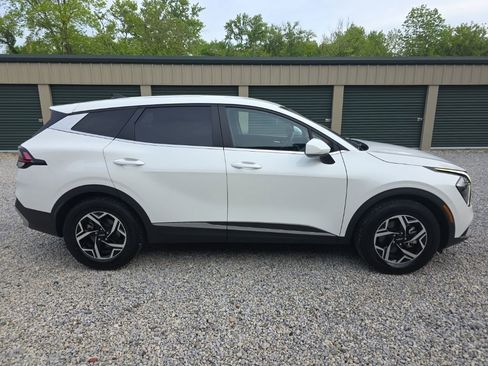 Used 2023 Kia Sportage LX FWD image 7