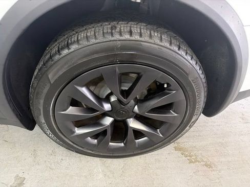 Used 2022 Tesla Model X AWD/4WD image 28