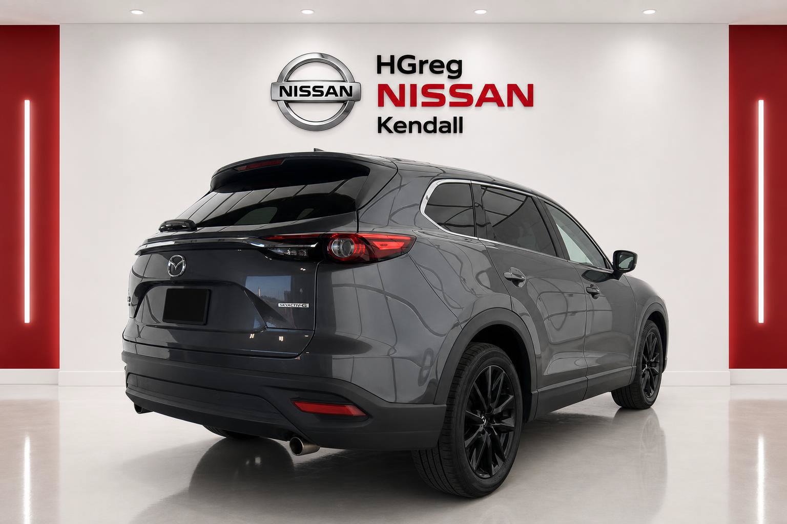 Used 2023 MAZDA CX-9 Touring Plus AWD/4WD image 4
