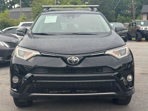 Used 2017 Toyota RAV4 XLE FWD image 3