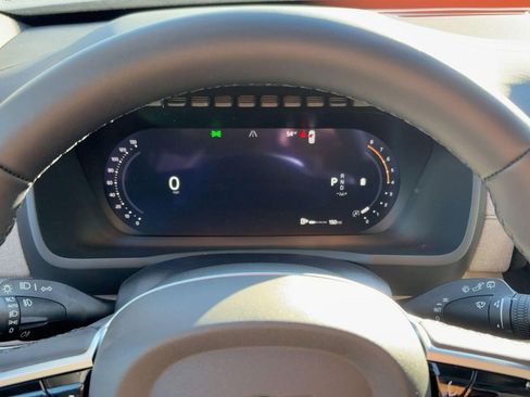 New 2026 Volvo XC90 B5 Plus w/ Protection Package image 21