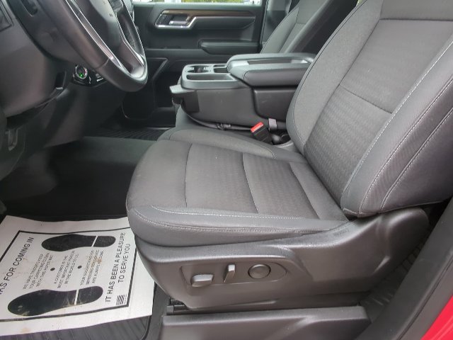 Used 2025 Chevrolet Silverado 1500 LT AWD/4WD image 10