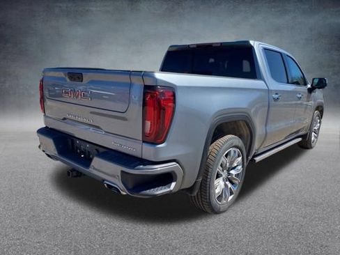Used 2024 GMC Sierra 1500 Denali w/ Denali Reserve Package AWD/4WD image 8