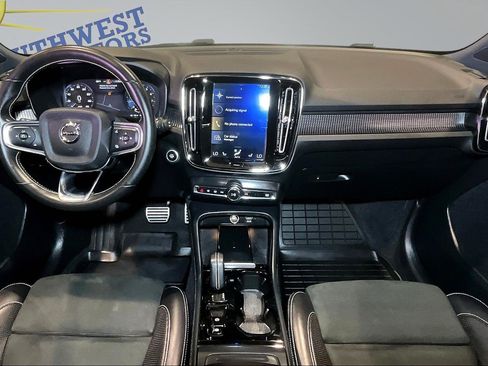 Used 2021 Volvo XC40 T5 R-Design w/ Advanced Package AWD/4WD image 8