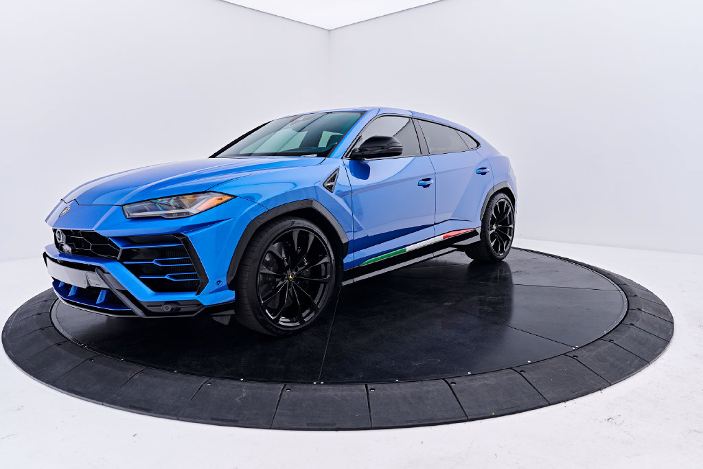 Used 2020 Lamborghini Urus AWD/4WD image 7