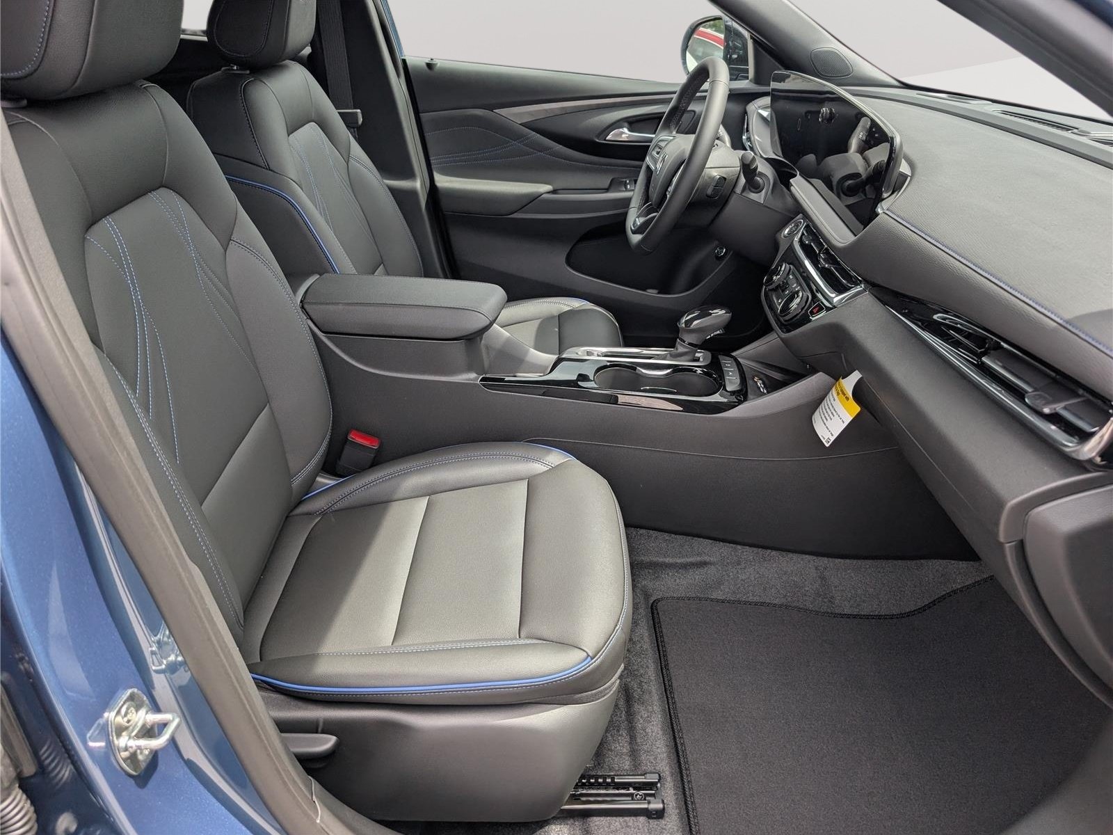 New 2026 Buick Envista Sport Touring w/ Convenience II Package FWD image 7