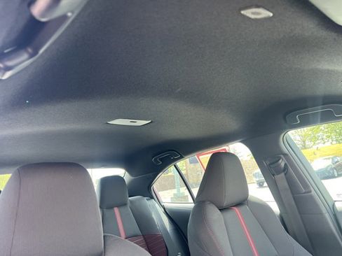 Used 2025 Toyota Corolla SE image 25