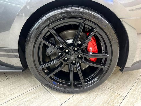 Used 2020 Ford Mustang Shelby GT500 w/ Technology Package image 34