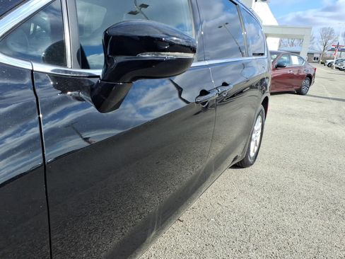 New 2026 Chrysler Pacifica Select image 5