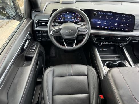 Used 2025 Chevrolet Tahoe RST w/ Comfort Package image 14