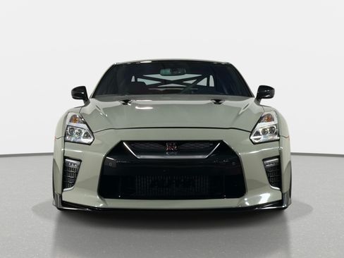 Used 2021 Nissan GT-R Premium AWD/4WD image 20