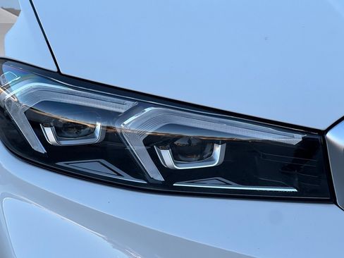 Used 2026 BMW 330i Sedan w/ Premium Package RWD image 10