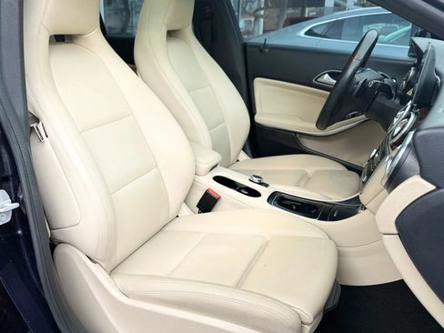Used 2017 Mercedes-Benz CLA 250 4MATIC image 36