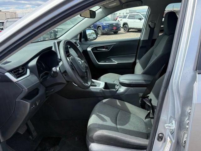 Used 2024 Toyota RAV4 XLE AWD/4WD image 15