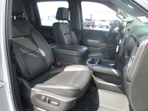 Used 2022 GMC Sierra 2500 Denali AWD/4WD image 25