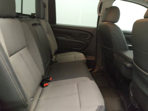 Used 2019 Nissan Titan S w/ S Utility Package RWD image 19