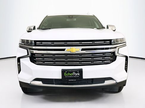 Used 2023 Chevrolet Suburban Premier image 2