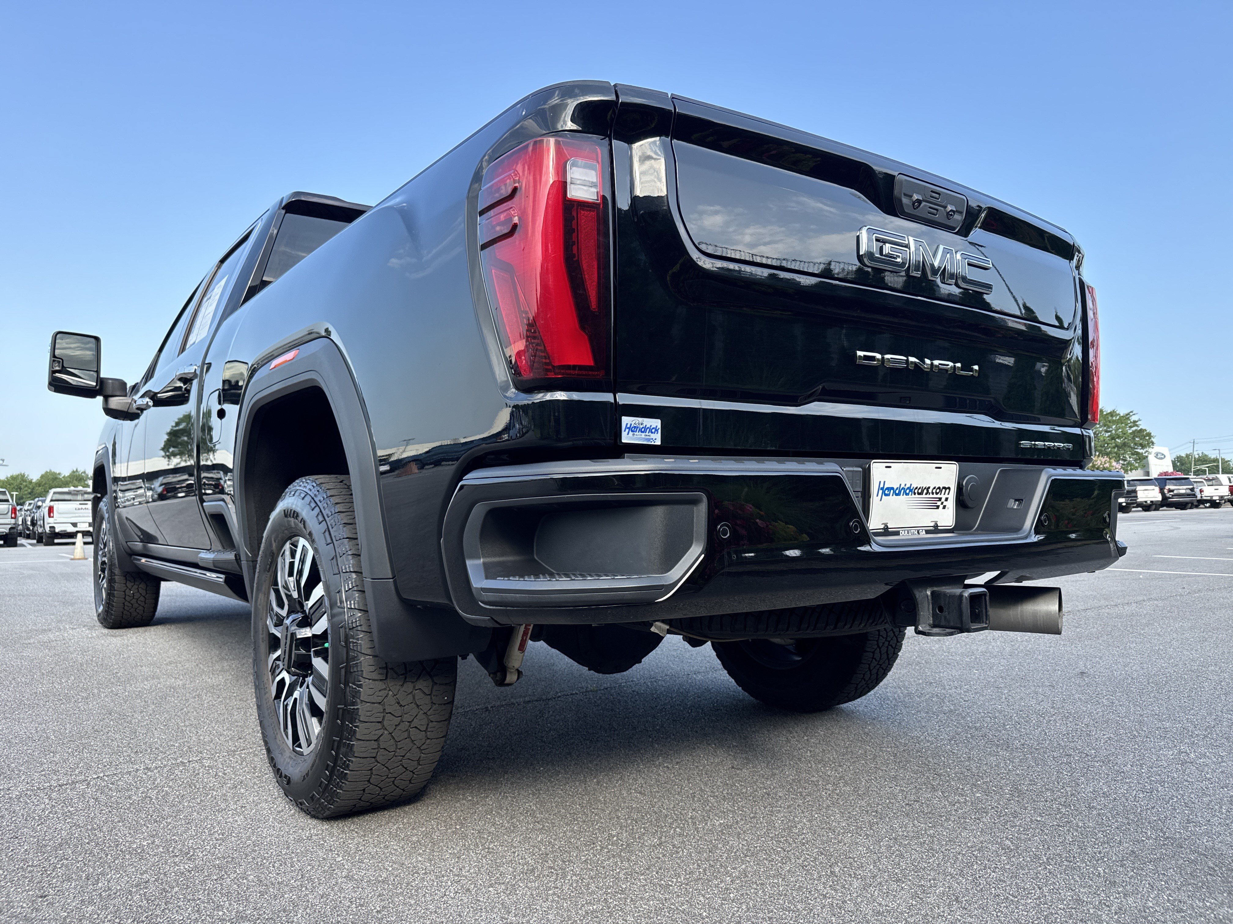 Used 2025 GMC Sierra 2500 Denali Ultimate AWD/4WD image 15