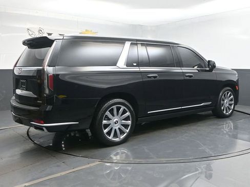 Used 2024 Cadillac Escalade ESV Premium Luxury Platinum image 52