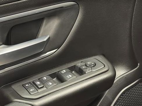 Used 2025 RAM 1500 Big Horn AWD/4WD image 21
