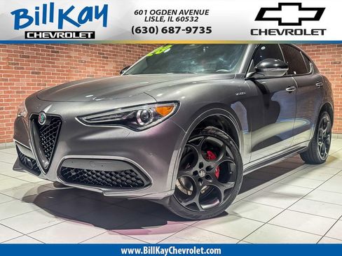 Used 2023 Alfa Romeo Stelvio Veloce image 1