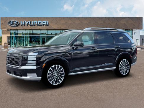 New 2026 Hyundai Palisade Calligraphy FWD image 2