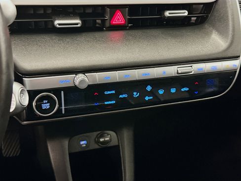 Used 2024 Hyundai Ioniq 5 SEL image 24