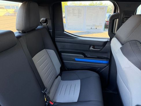 Used 2025 Toyota Tacoma TRD Off-Road image 35