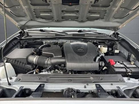 Certified 2021 Toyota Tacoma TRD Sport w/ TRD Premium Sport Package AWD/4WD image 82