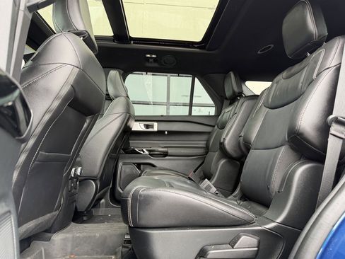 Used 2022 Ford Explorer ST w/ Equipment Group 401A image 25