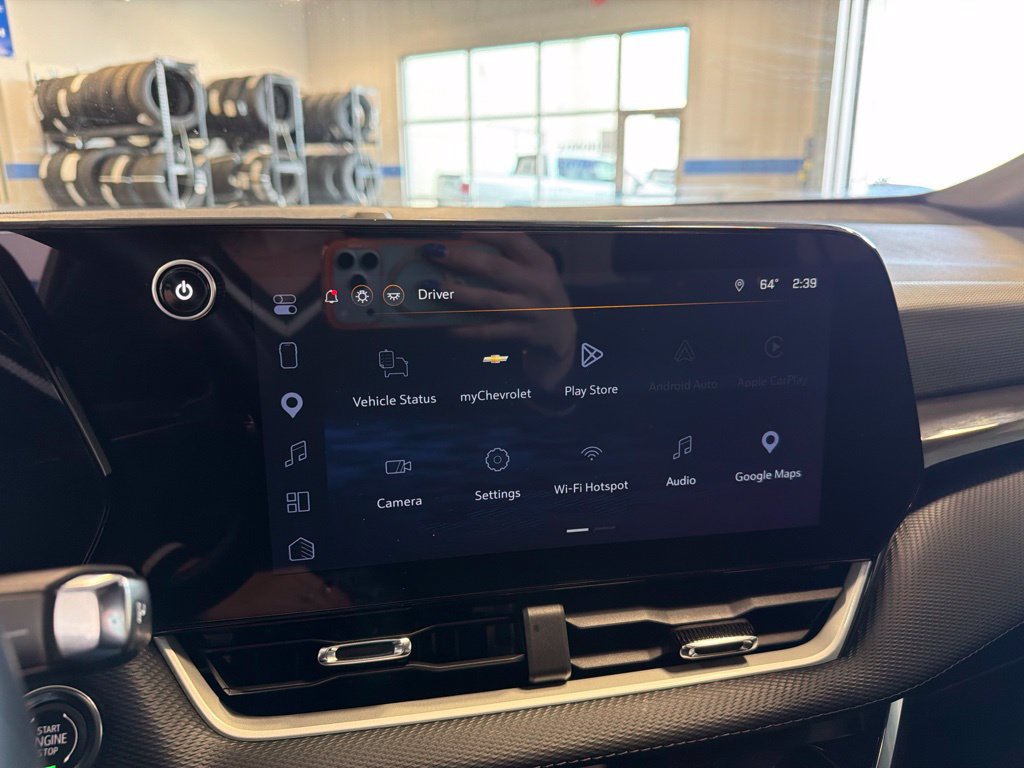 Used 2026 Chevrolet Equinox LT AWD/4WD image 12