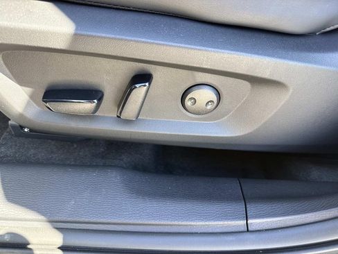 New 2026 Mitsubishi Outlander SE image 22