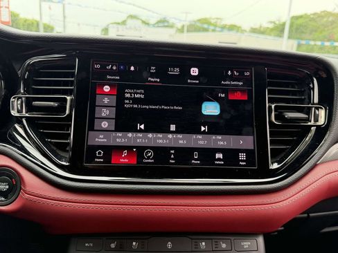 Used 2021 Dodge Durango R/T w/ Blacktop Package AWD/4WD image 29