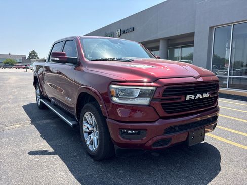 Used 2022 RAM 1500 Laramie w/ G/T Package AWD/4WD image 3