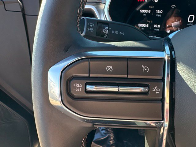 Used 2026 GMC Canyon Denali AWD/4WD image 19