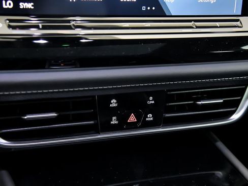 New 2026 Volkswagen Atlas SEL Premium R-Line AWD/4WD image 17