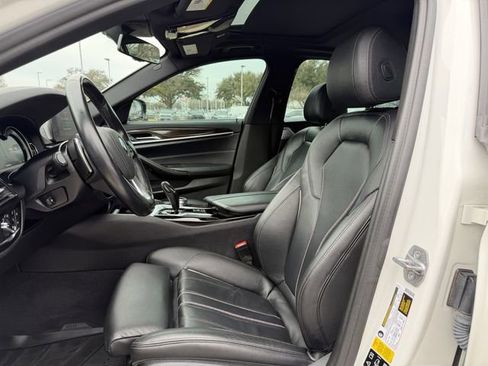 Used 2019 BMW 530i xDrive w/ Convenience Package image 25