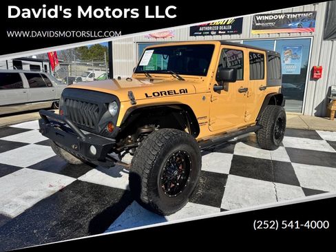 Used 2013 Jeep Wrangler Unlimited Sport image 1