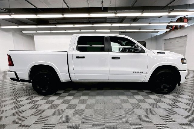 Used 2025 RAM 1500 Big Horn AWD/4WD image 15