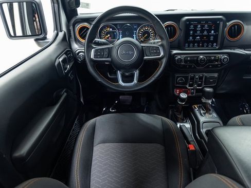 Used 2023 Jeep Gladiator Mojave image 24