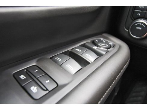 Used 2024 Chevrolet Tahoe LT AWD/4WD image 19