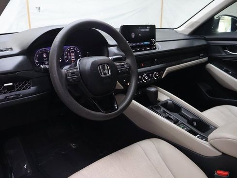 Used 2024 Honda Accord EX image 18
